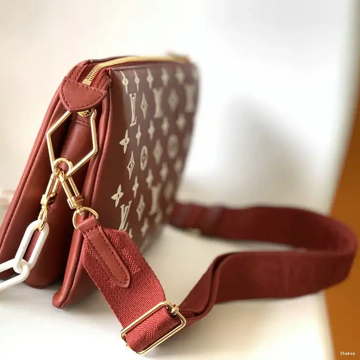 2209DJ0076 Bag LV 0606
